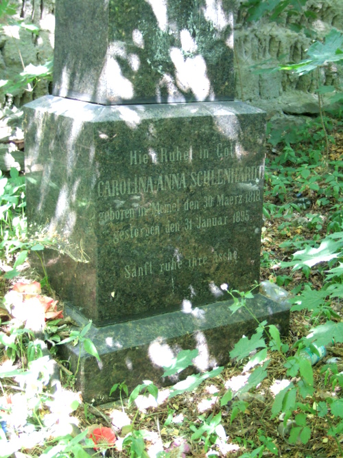 Schlenhardt, Carolina 
